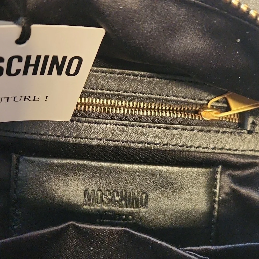 Moschino nwt no